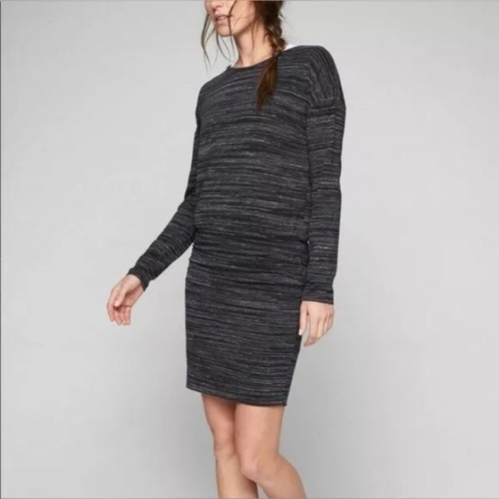Athleta Ruched Avenue Dress Size XS